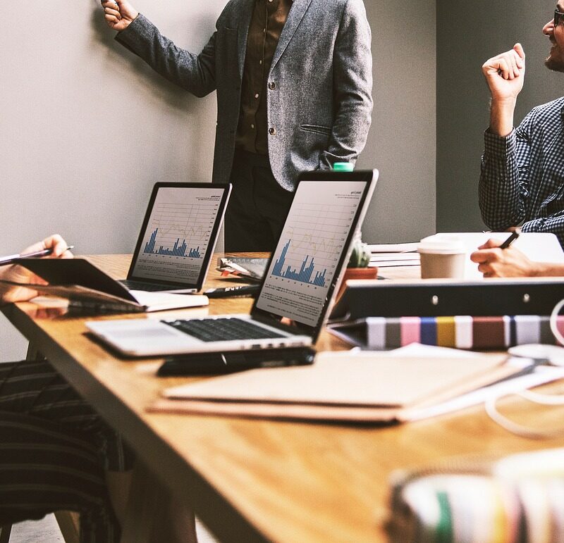 Kaip automatiniai internetiniai teksto vertėjai keičia CSR komunikaciją Baltijos šalių verslo aplinkoje